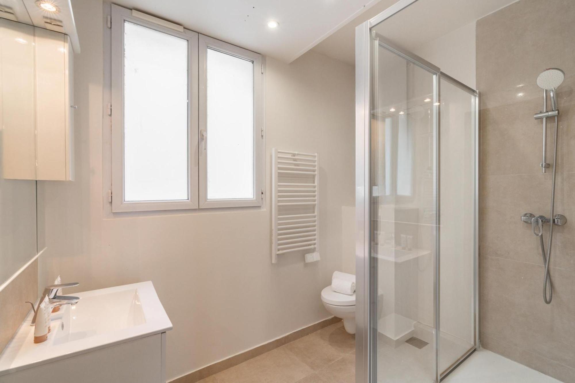 Family Apartment In Paris Extérieur photo